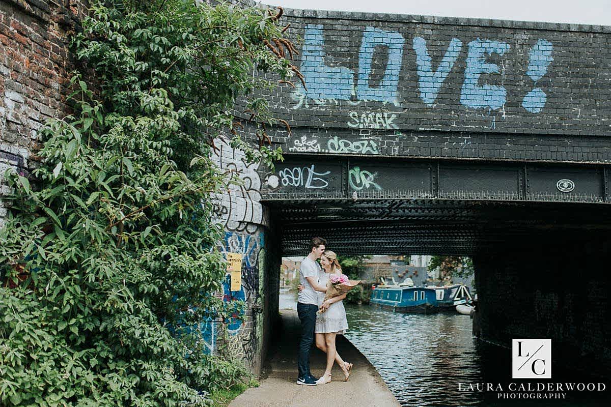 Victoria Park London engagement shoot | by Yorkshire wedding photographer Laura Calderwood