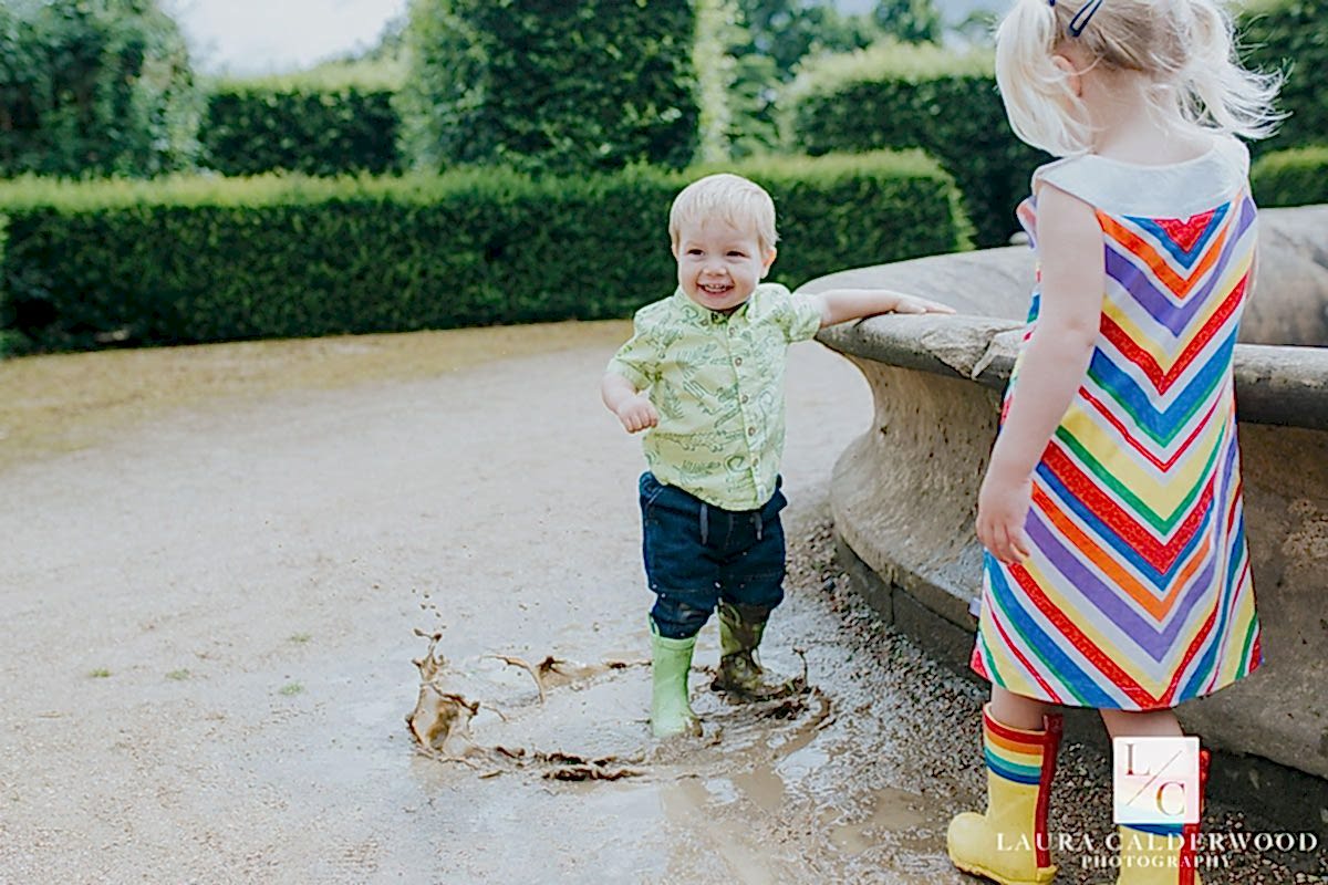 leeds family photography | family photo shoot at Temple Newsam in Leeds by Laura Calderwood Photography