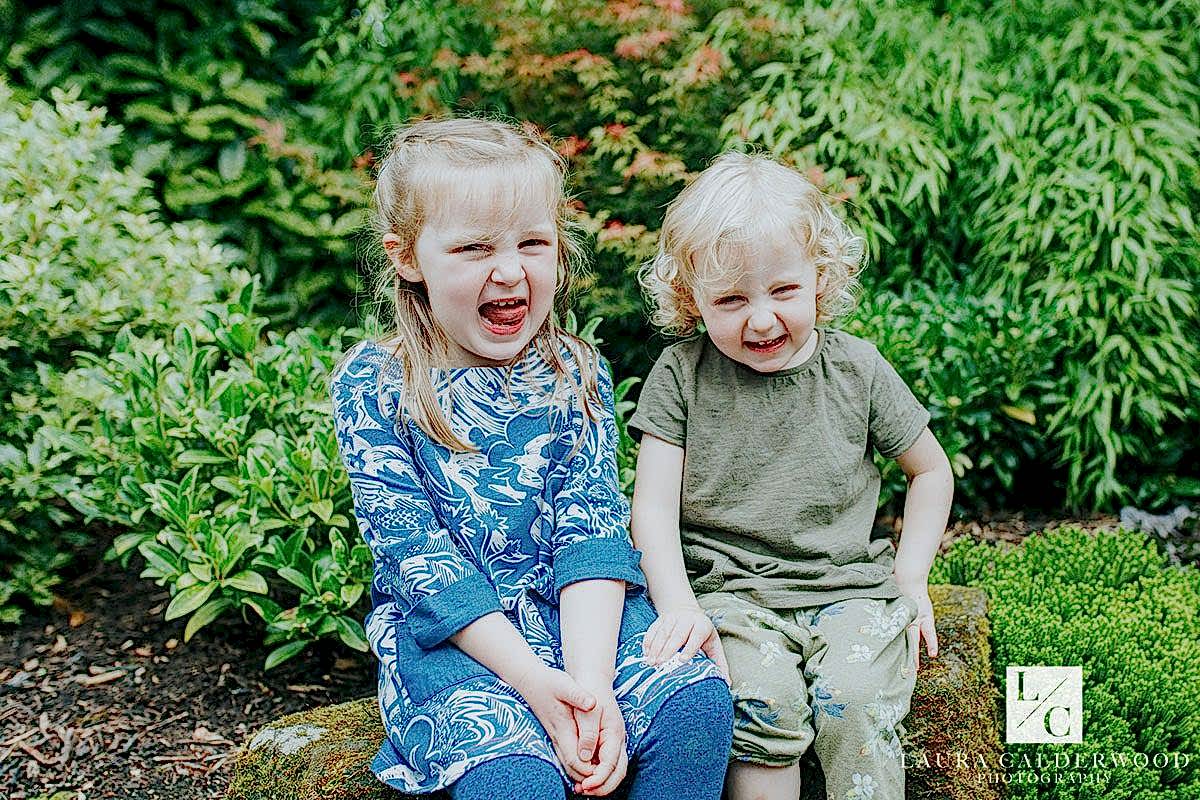 york family photography | family photo shoot at Homestead Park in York by Laura Calderwood Photography