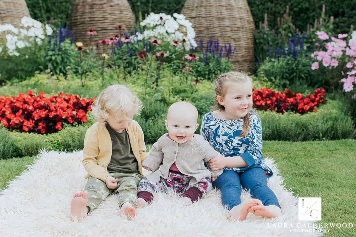 york family photography | family photo shoot at Homestead Park in York by Laura Calderwood Photography
