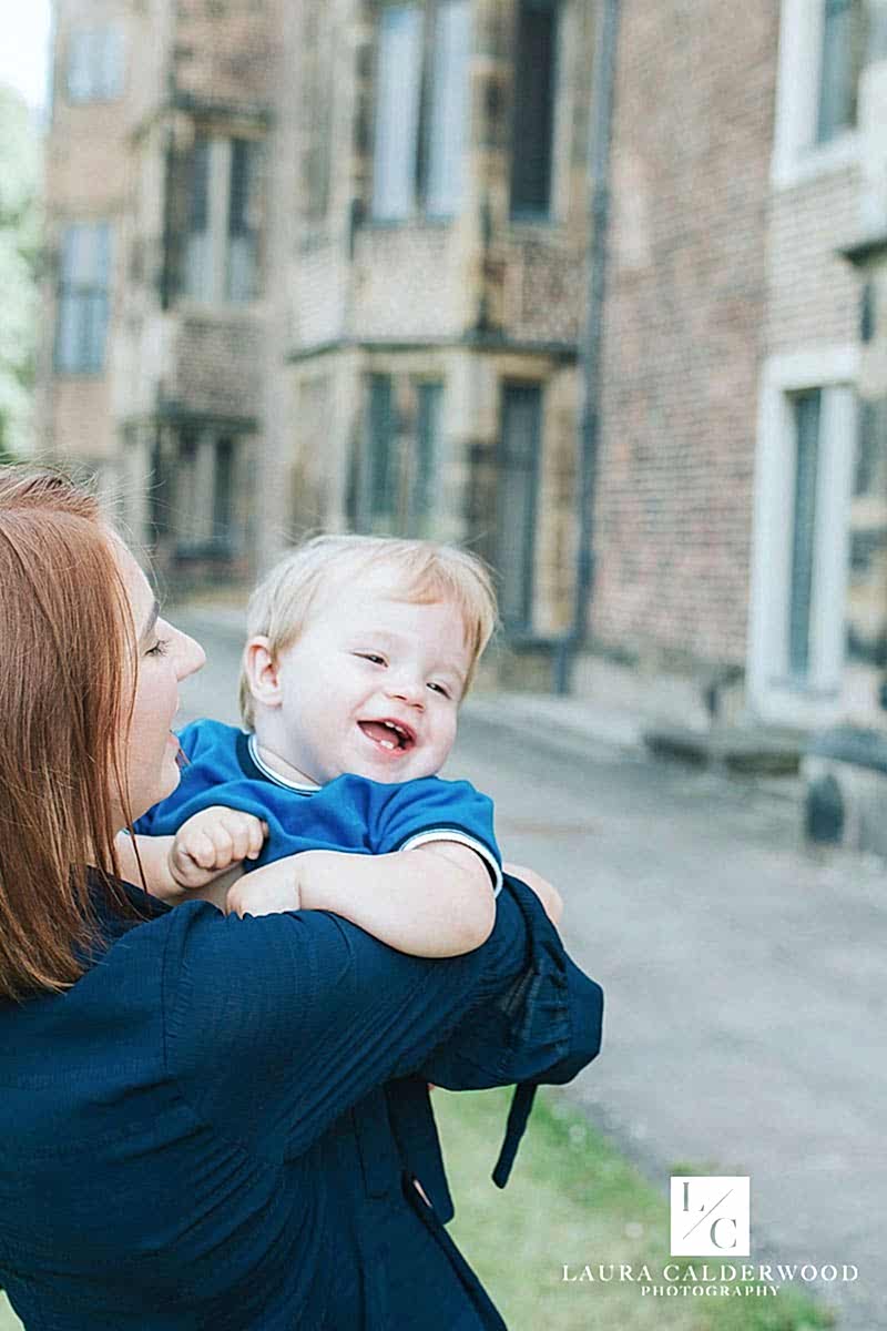 leeds family photography | family photo shoot at Temple Newsam in Leeds by Laura Calderwood Photography