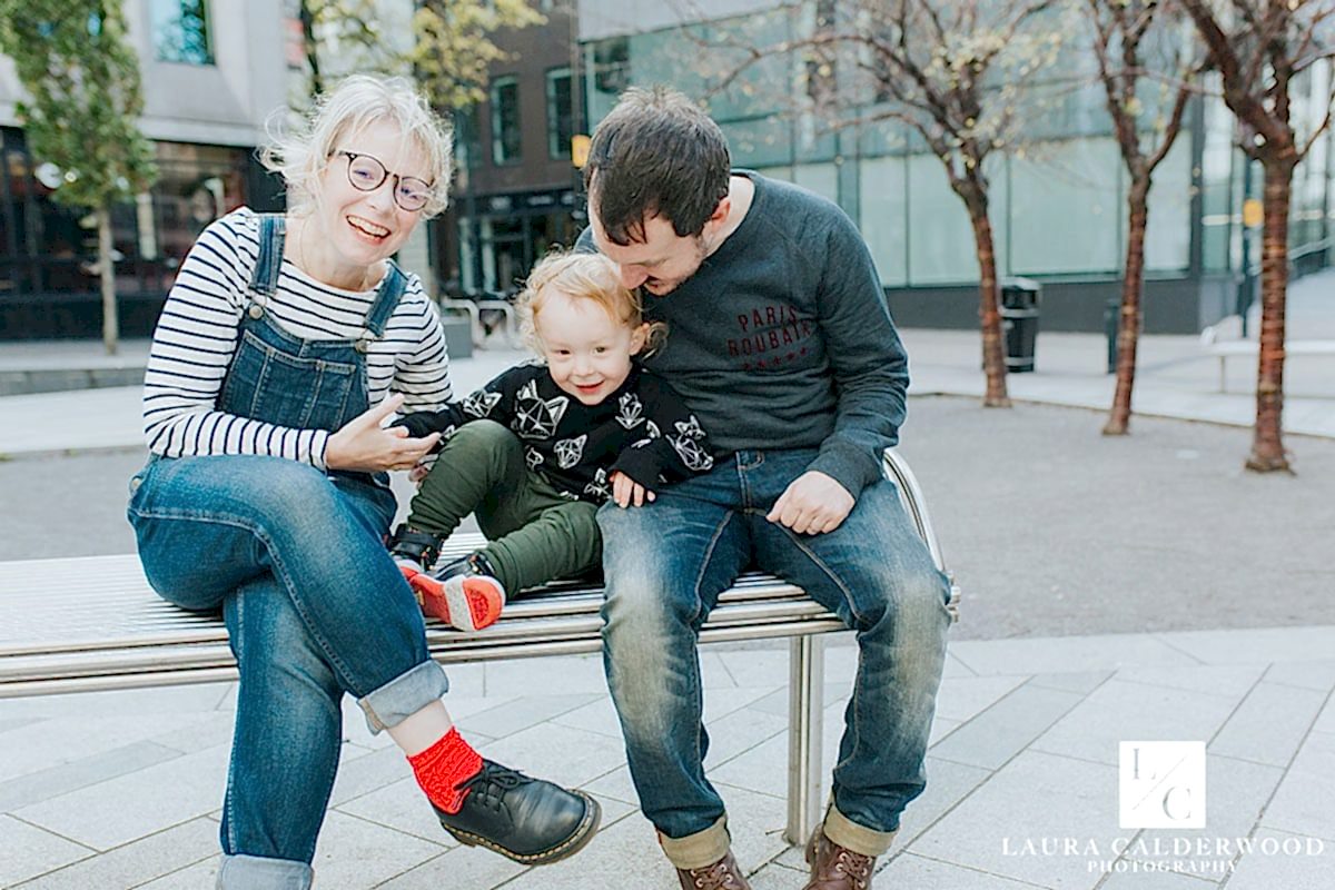 leeds family photographer | family photo shoot in Leeds city centre by Laura Calderwood Photography