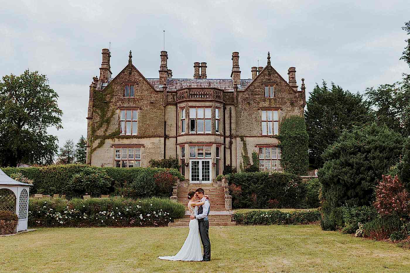Falcon Manor Wedding Photographer