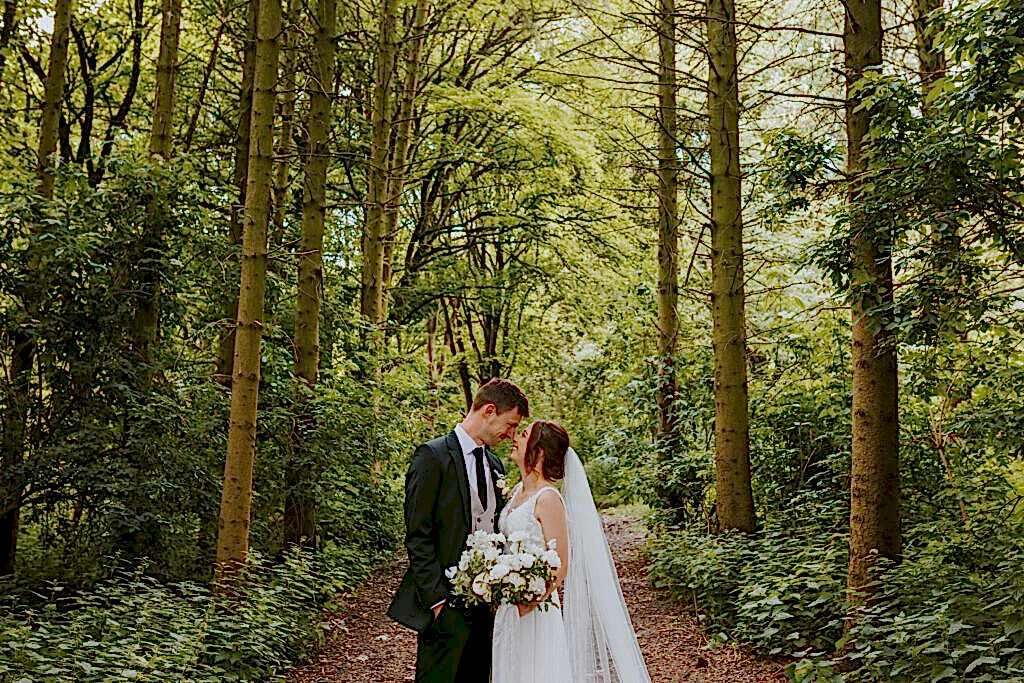 the Manor Rooms Wedding Photography